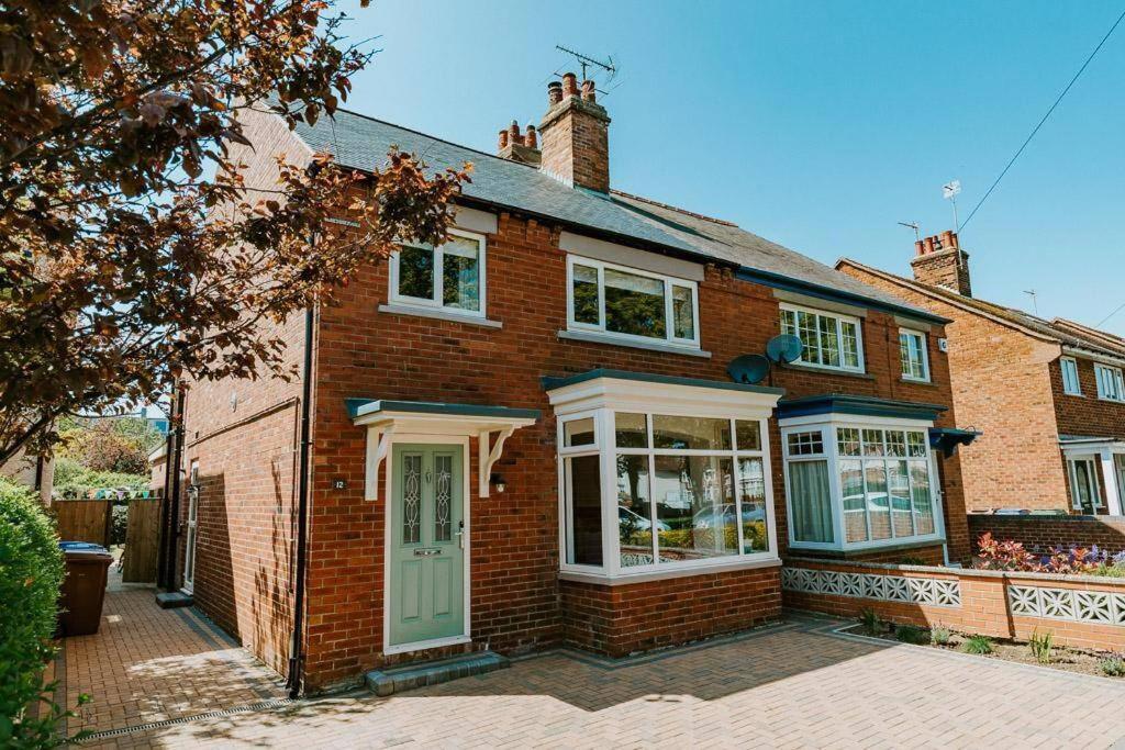 North Beach House - 3 Bedroom Fully Equipped Spacious House Perfect For Family Getaways In Bridlington Kültér fotó