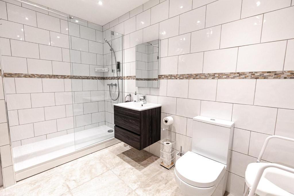 North Beach House - 3 Bedroom Fully Equipped Spacious House Perfect For Family Getaways In Bridlington Kültér fotó